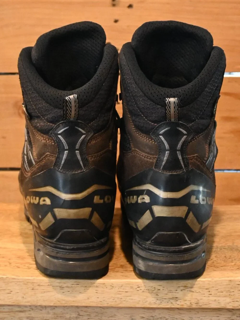 Lowa Mountain Expert GTX Alpine Mountaineering Boots - US 9.5M / EU 42.5